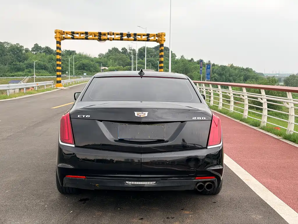 Cadillac CT6 28 T Leading