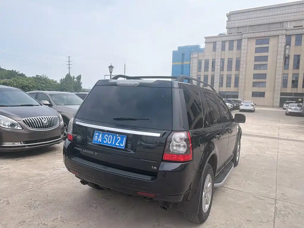 Freelander 2 3.2 L i6 HSE Gasoline