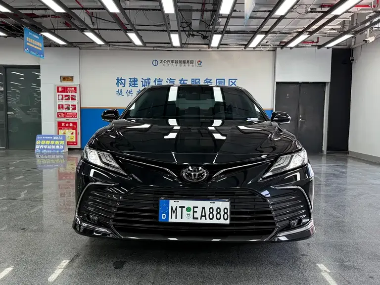 Toyota Camry 2.0 G Luxury