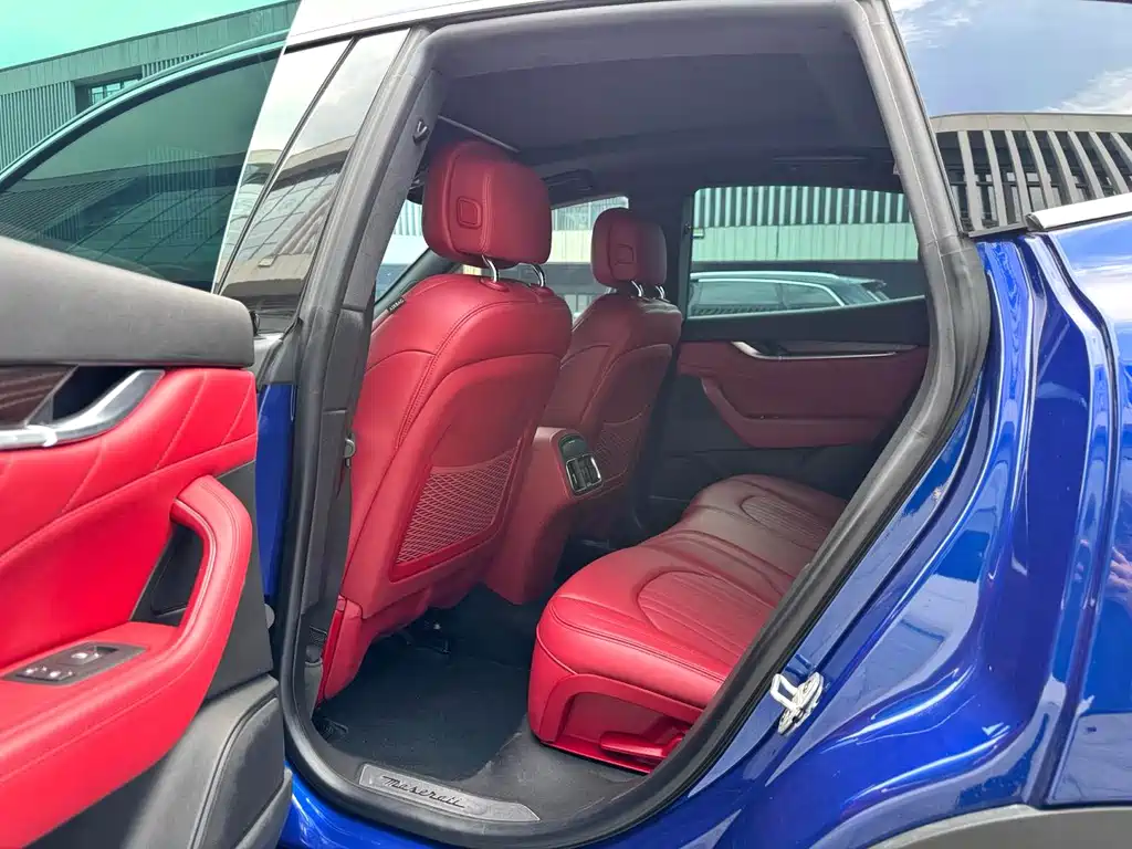 Levante 3.0 T Standard CN-VI