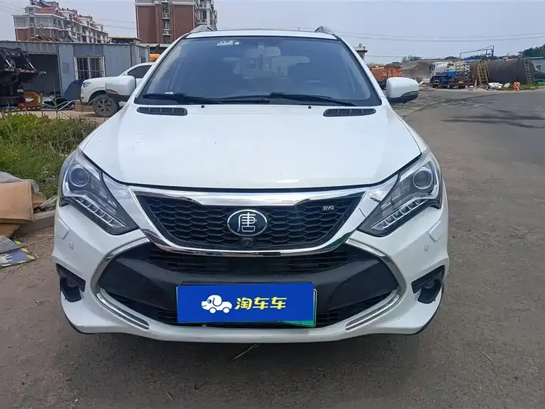 BYD Tang NEV 2.0 T Full-time 4 WD Elegant Luxury
