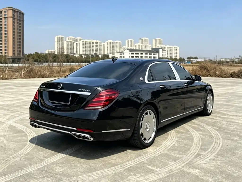 Maybach S-Class S 400 4 MATIC