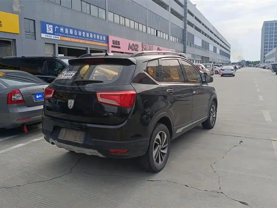 Baojun 560 1.8 L Manual Luxury