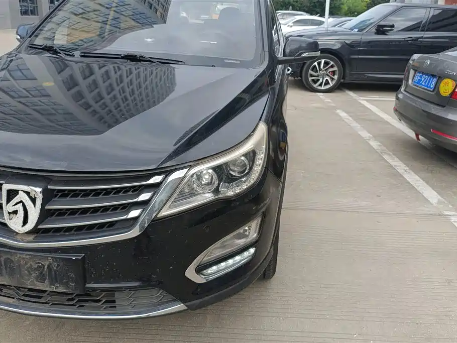 Baojun 560 1.8 L Manual Luxury
