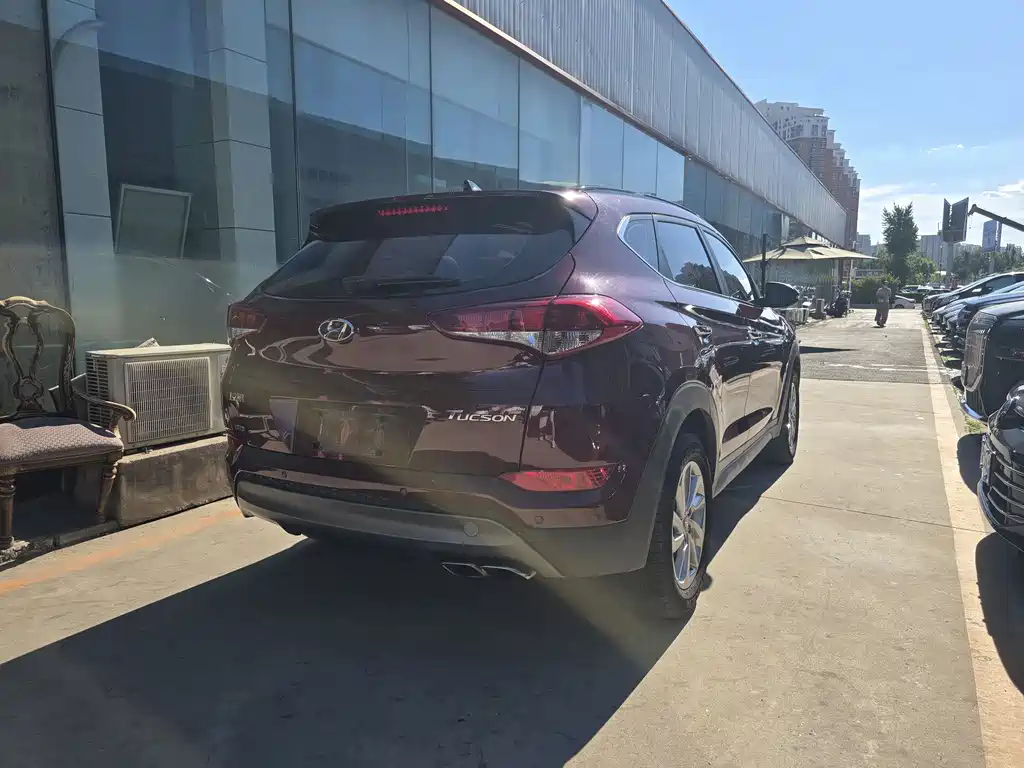 Tucson 1.6 T DCT 2 WD 15 Anniversary Special Edition