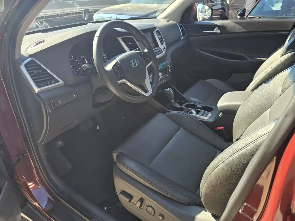 Tucson 1.6 T DCT 2 WD 15 Anniversary Special Edition