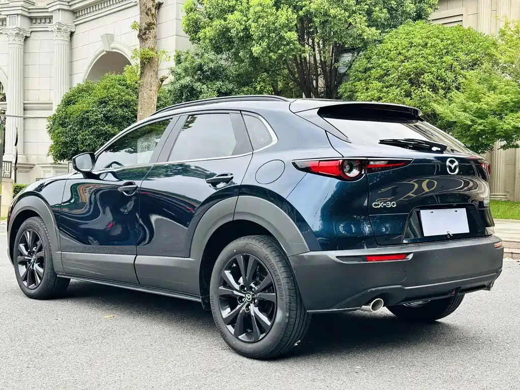 Mazda CX-30 2.0 L Auto Jiayue Obsidian
