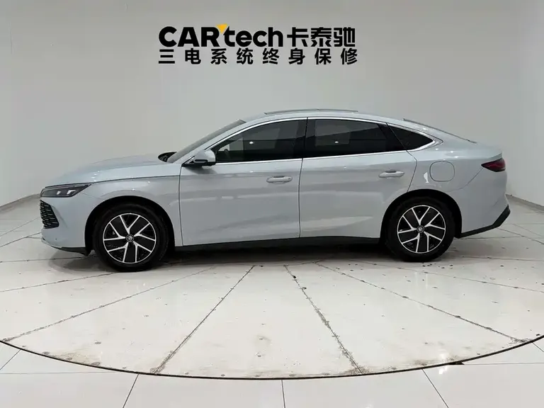 BYD Qin L DM-i 120 KM Leading