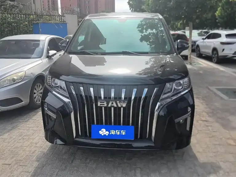 BAW Ruisheng Ace M7 锐胜王牌M7 2023款 2.0 L 长轴创享型 7座
