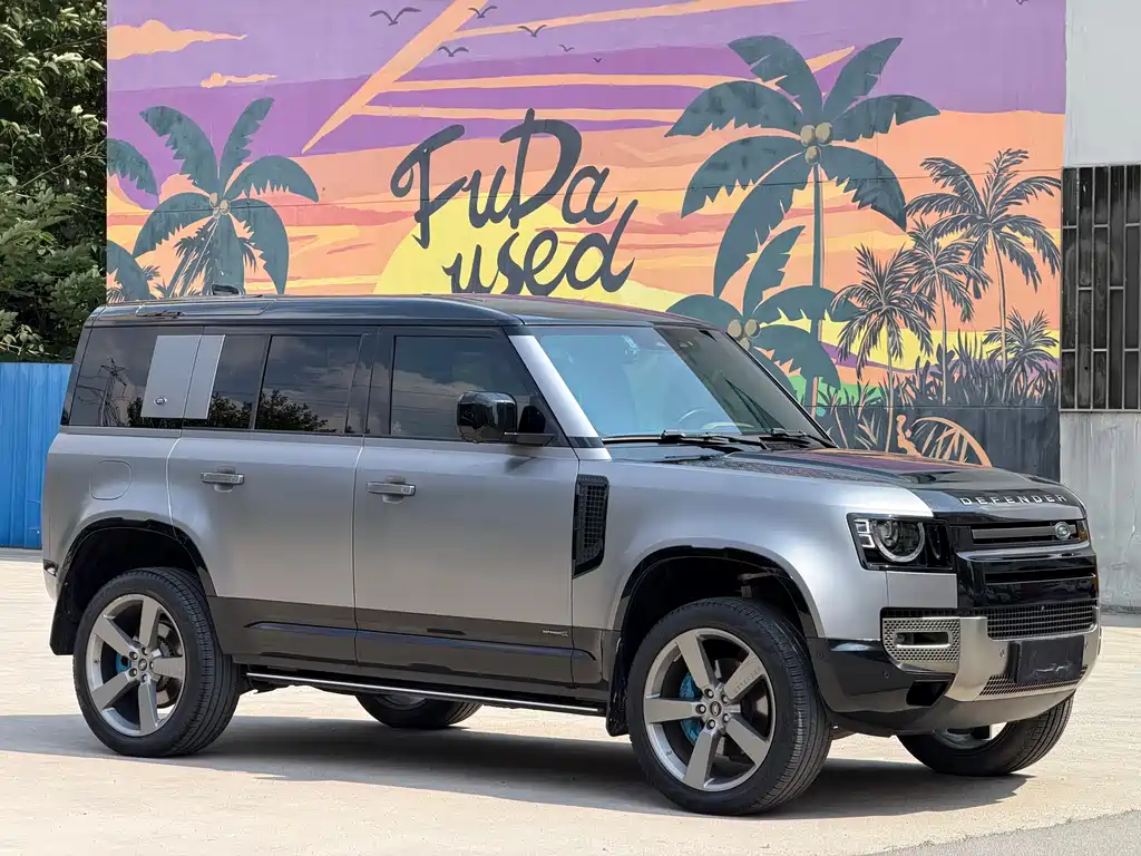Land Rover Defender 110 P400 X