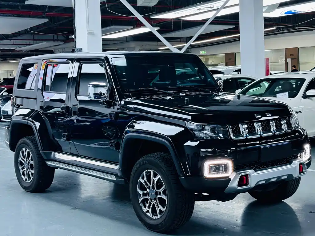BAIC BJ40 2.0 T City Hunter Glory