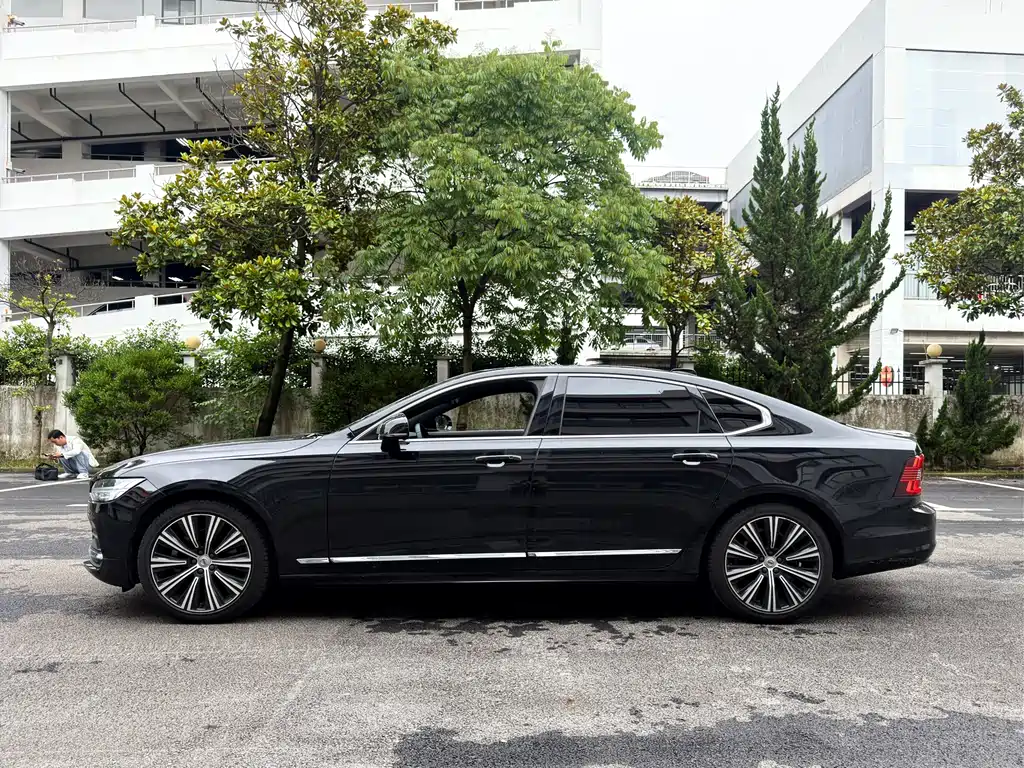 Volvo S90 B5 Smart Vision Luxury