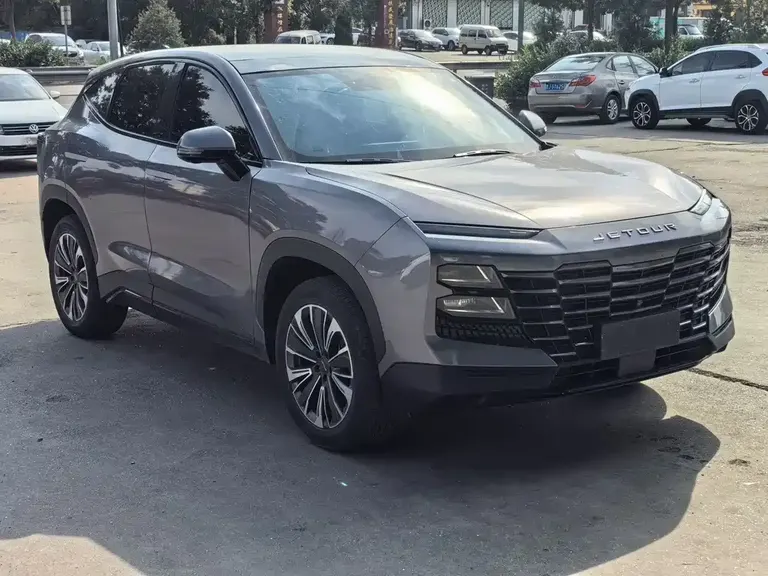 Jetour Dasheng i-DM 1.5 T DHT Lightning 02