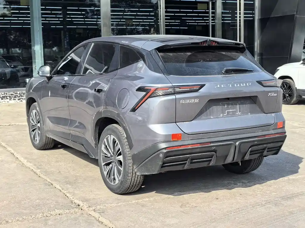 Jetour Dasheng i-DM 1.5 T DHT Lightning 02