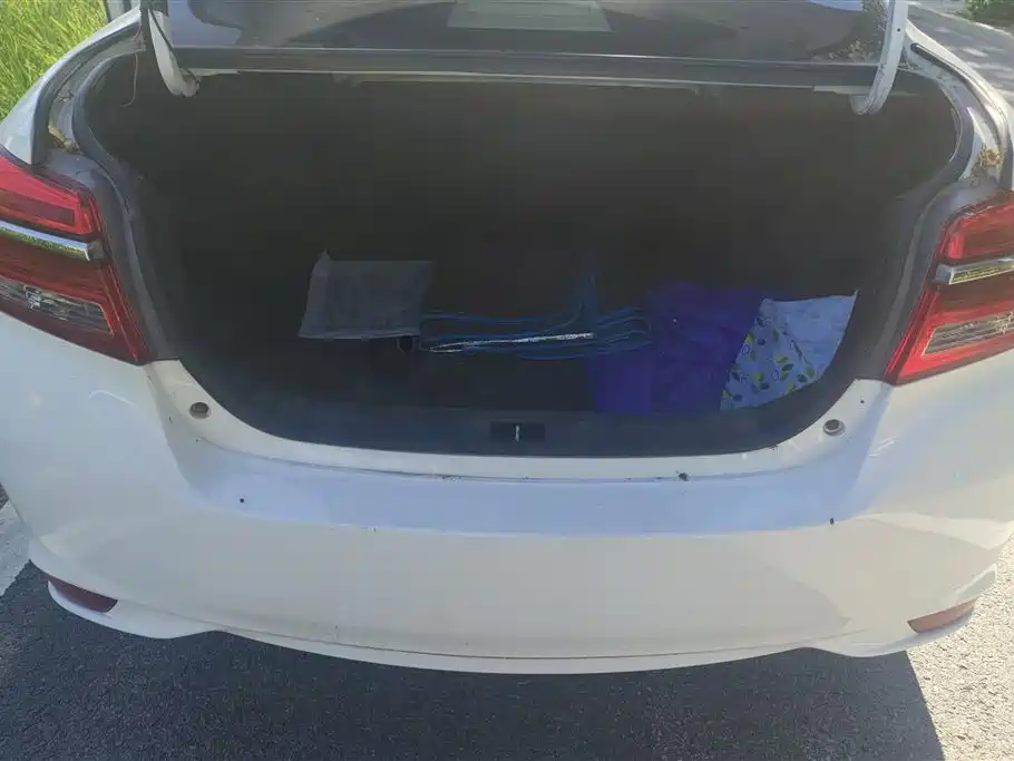 Vios 1.3 L Manual Forward
