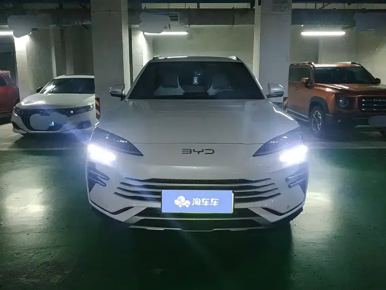 BYD Song PLUS NEV DM-i 112 KM Distinguished