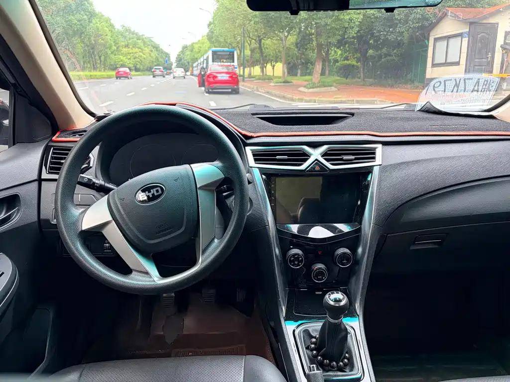 BYD F3 比亚迪F3 2020款 1.5 L 手动豪华版