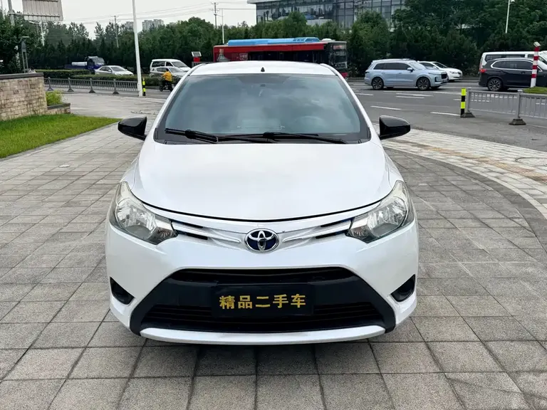 Toyota Vios 1.5 L Auto Smart Premium