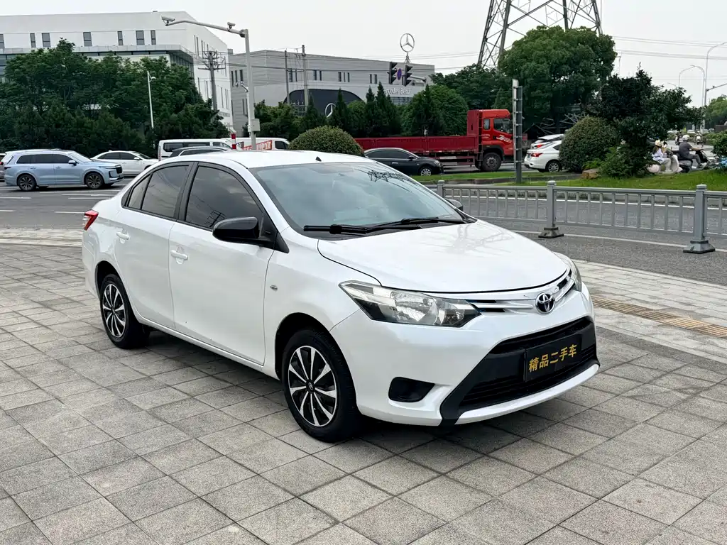 Vios 1.5 L Auto Smart Premium