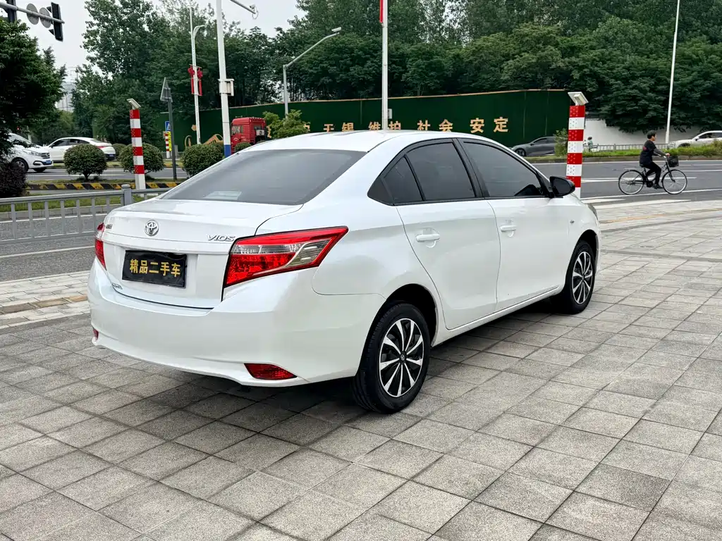Vios 1.5 L Auto Smart Premium