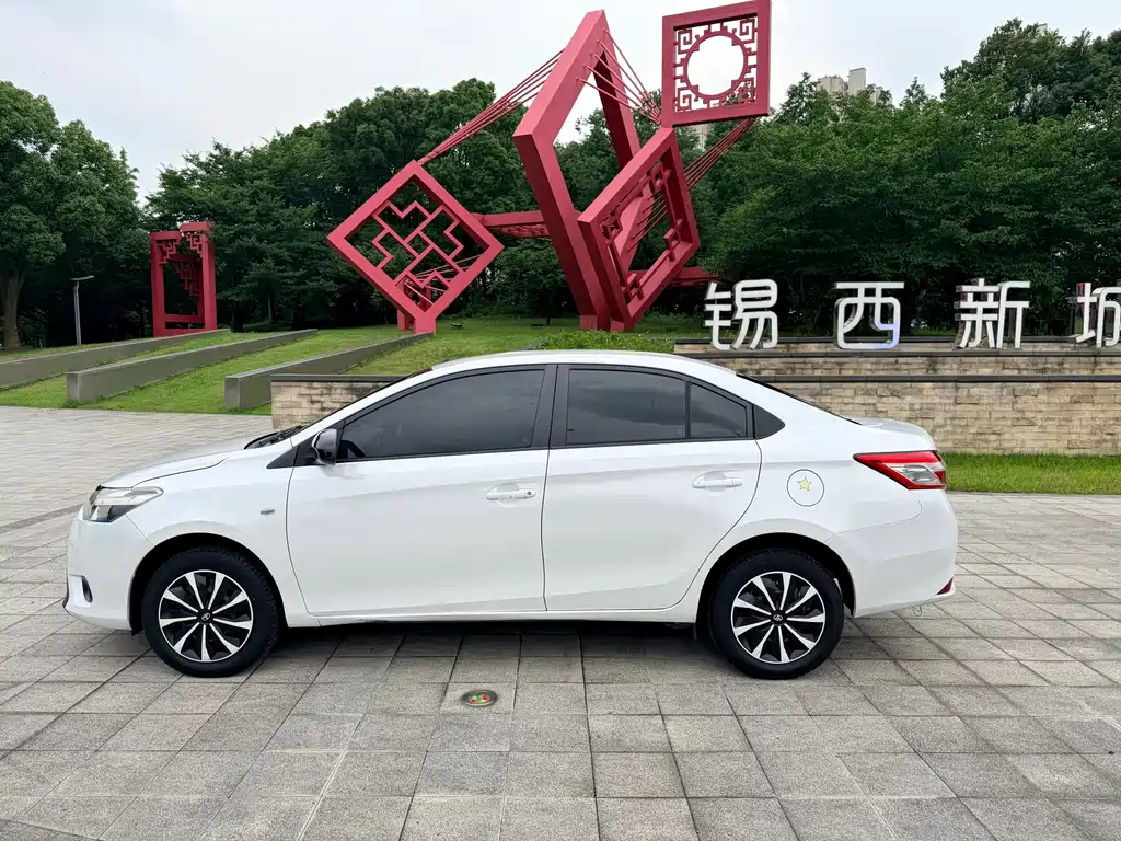 Vios 1.5 L Auto Smart Premium