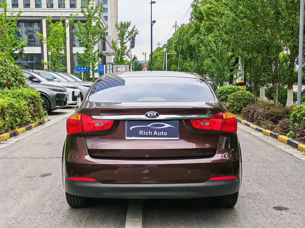 Kia K3 1.6 L Auto GLS