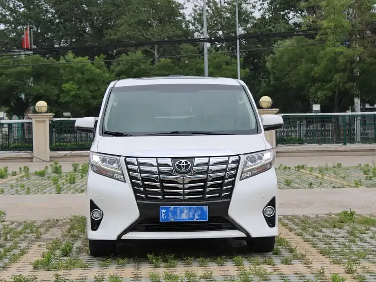 Toyota Alphard 3.5 L Luxury