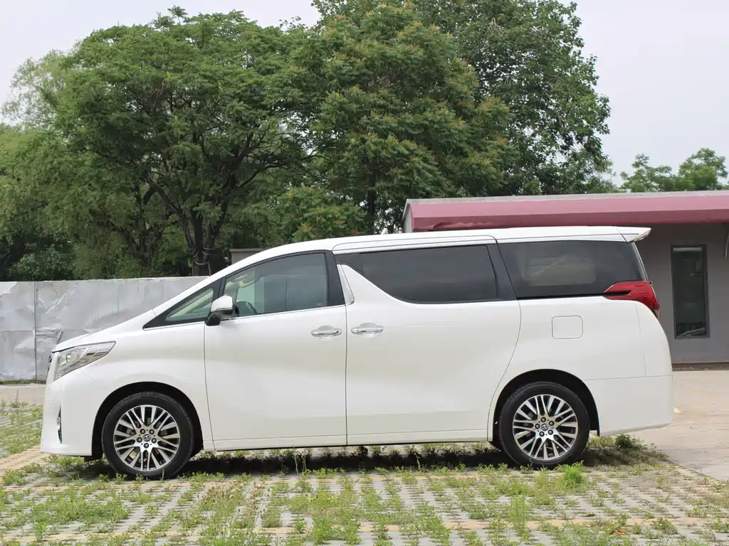 Alphard 3.5 L Luxury
