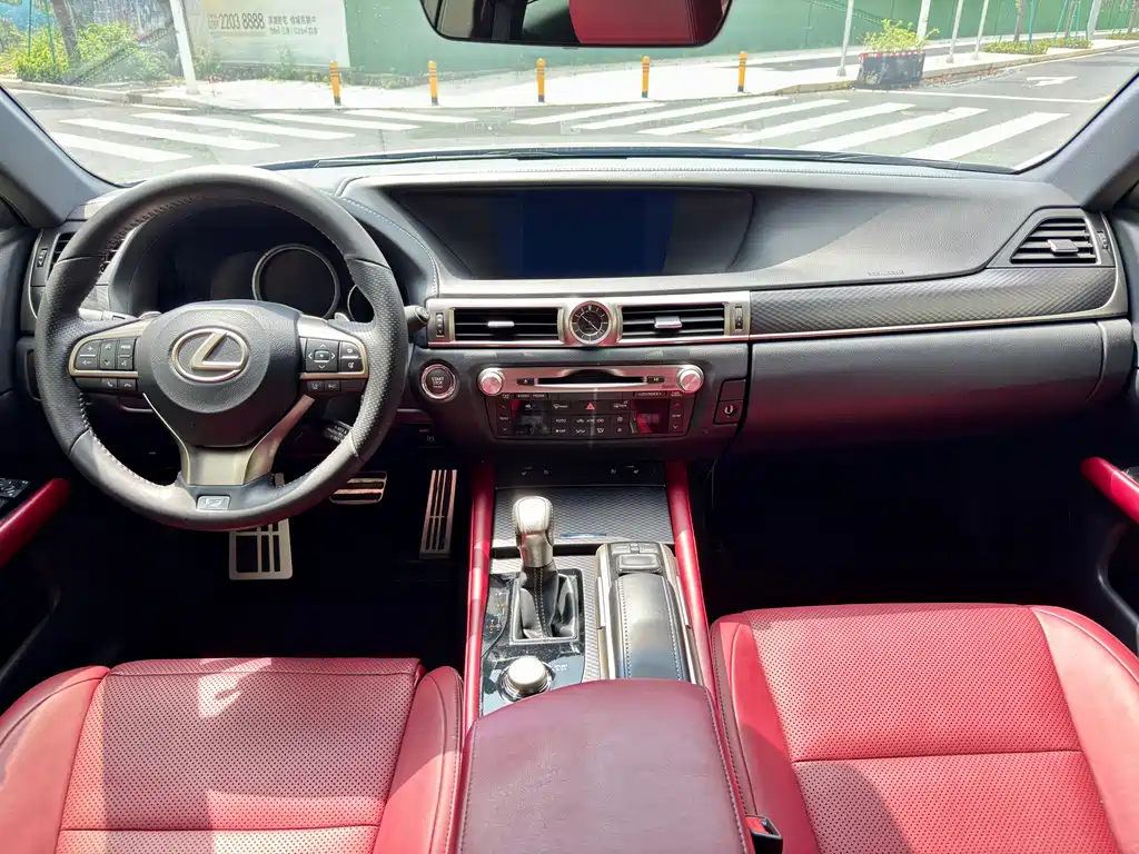 Lexus GS 300 F SPORT