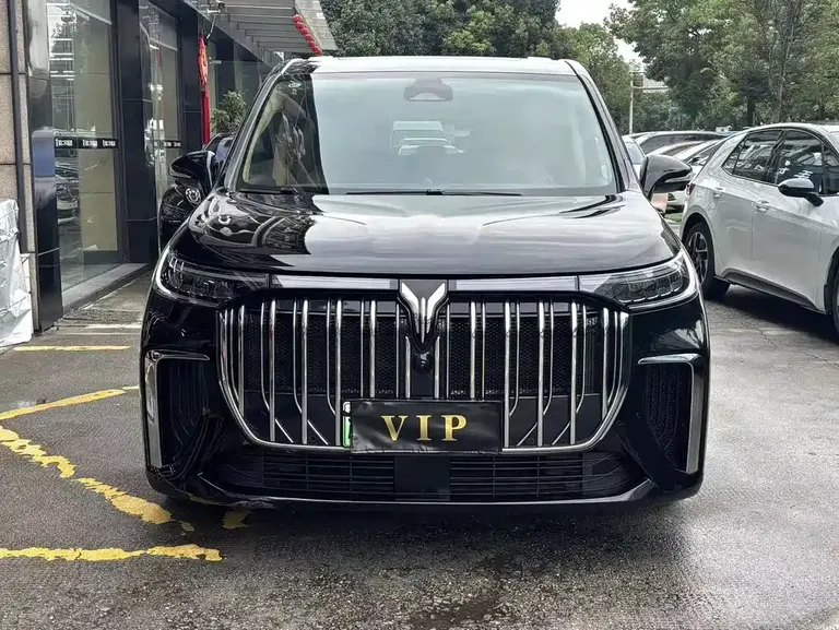 Voyah Dreamer PHEV Ultra Long Range Flagship