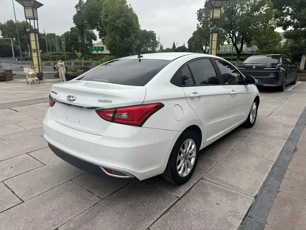 Arrizo 5 艾瑞泽5 2019款 1.5 L CVT青春版 国V