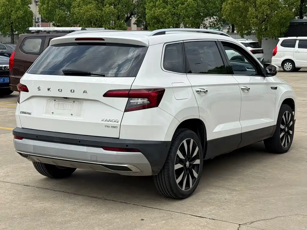 Karoq TSI280 Smart Travel Luxury CN-VI