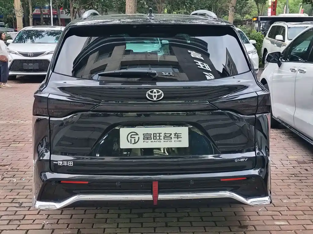 Granvia 2.5 L Hybrid Comfort
