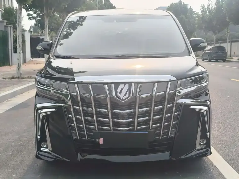 Toyota Alphard 3.5 L Luxury