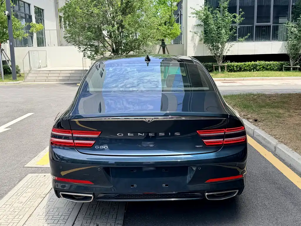Genesis G80 2.5 T RWD Flagship