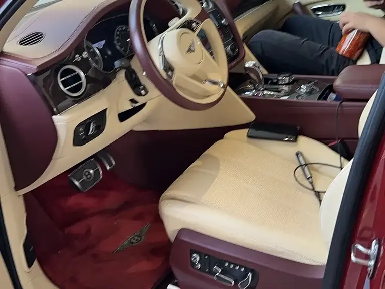 Bentley Bentayga 4.0 T V8