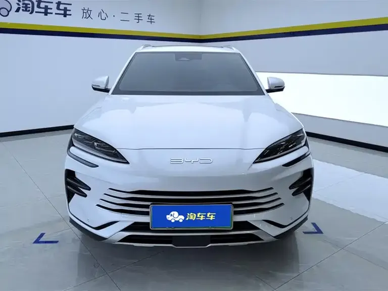 BYD Song PLUS NEV Champion DM-i 110 KM Flagship PLUS