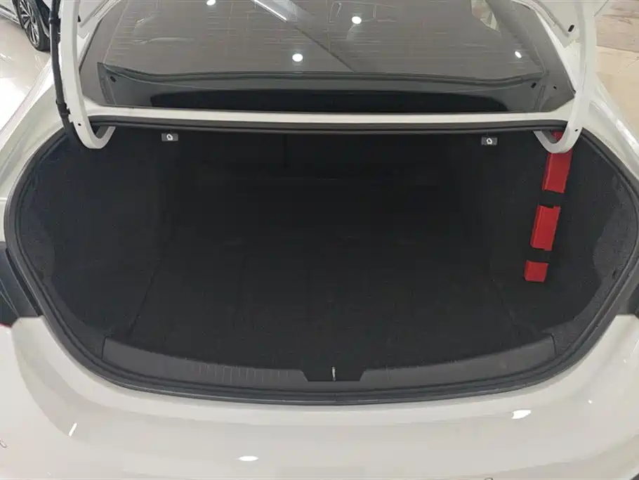 Malibu XL 535 T CVT Sharp Dynamic