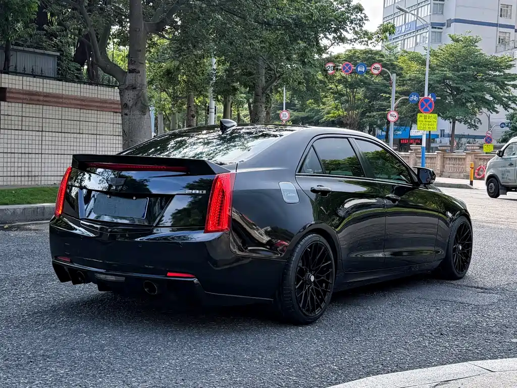 Cadillac ATS-L 28 T Tech