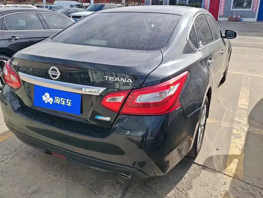 Teana 2.0 L XL Comfort