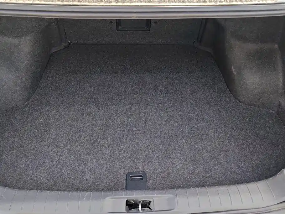 Teana 2.0 L XL Comfort