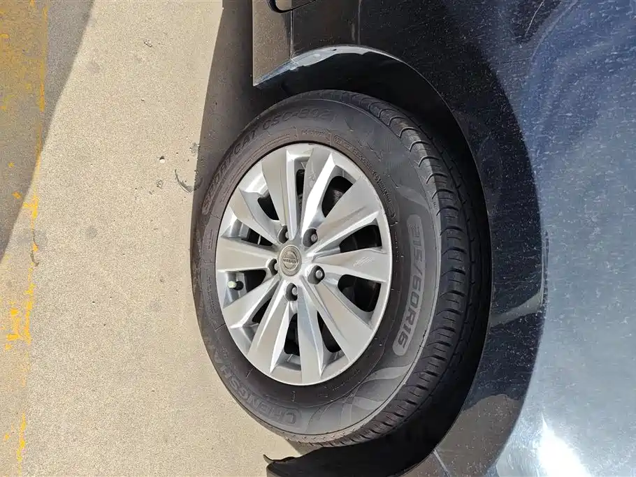 Teana 2.0 L XL Comfort