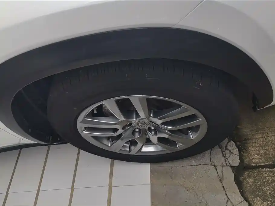 Lexus NX 200 t AWD Sharp Style