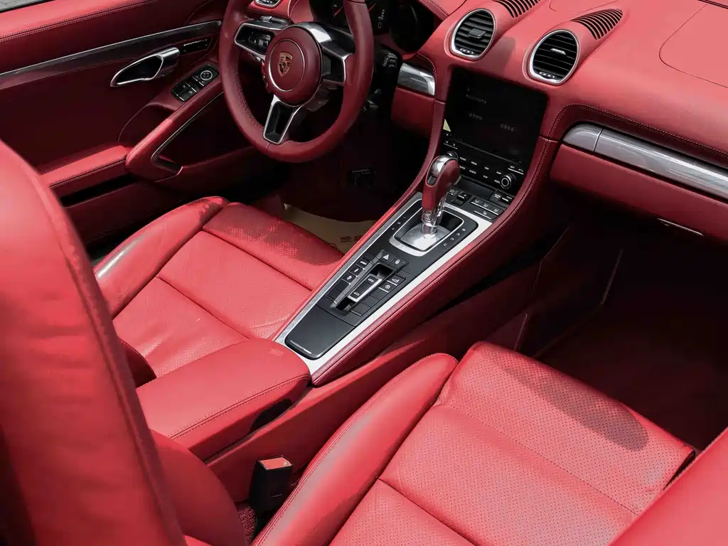 Porsche 718 Boxster 2.0 T