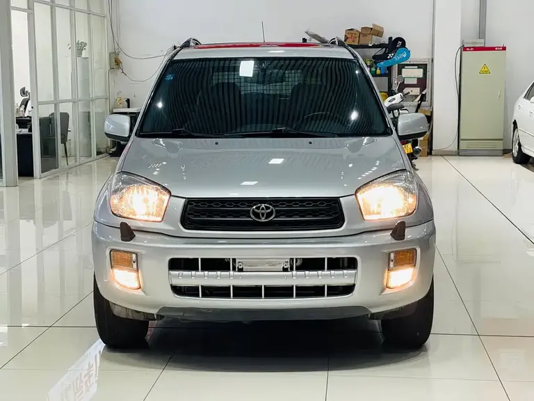 Toyota RAV4 (Import) 丰田RAV4(进口) 2004款 2.0 五门