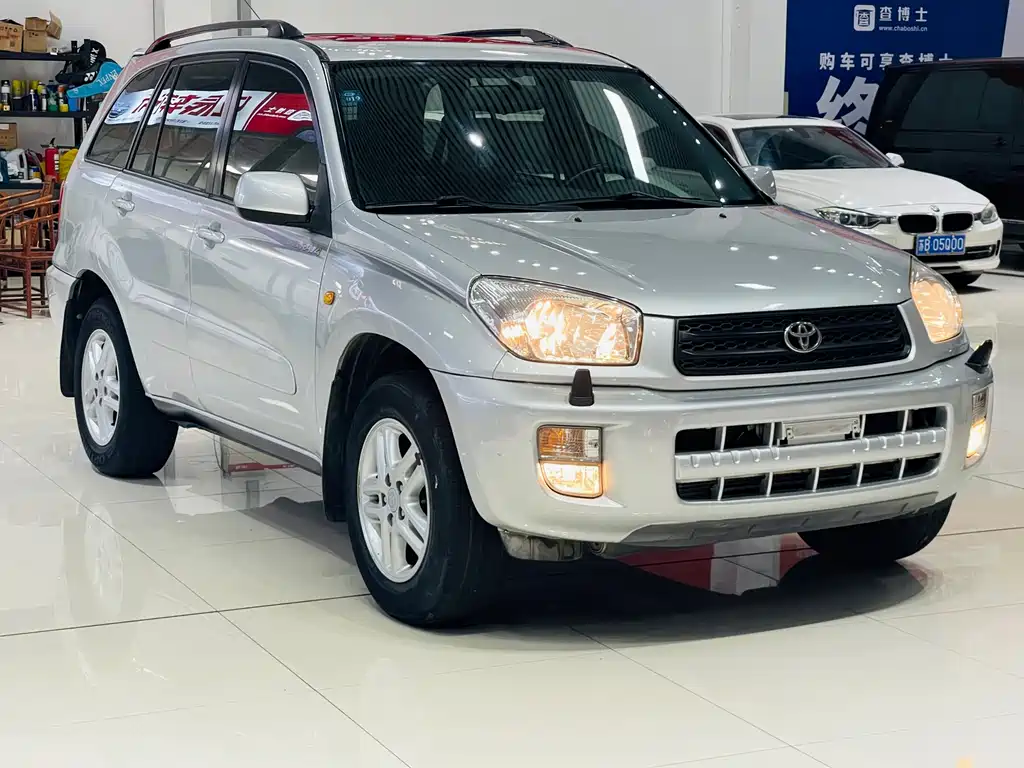 Toyota RAV4 (Import) 丰田RAV4(进口) 2004款 2.0 五门