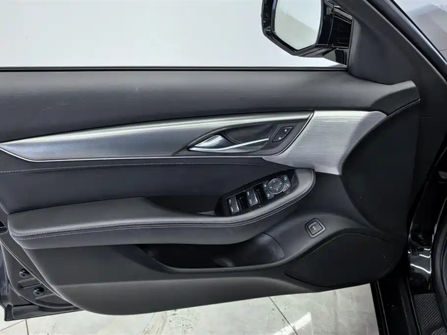 Cadillac CT5 28 T Luxury