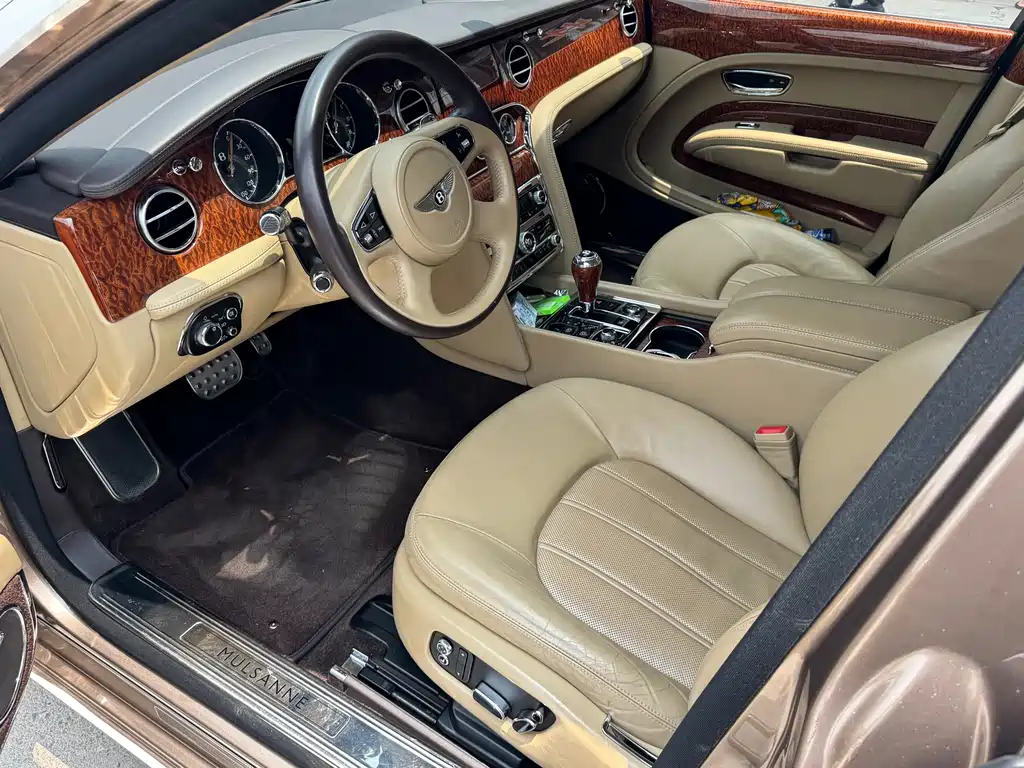 Mulsanne 6.8 T Luxury