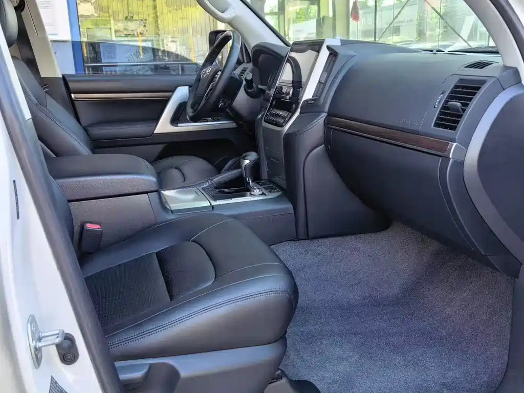 Land Cruiser (Import) 4.0 L Middle East