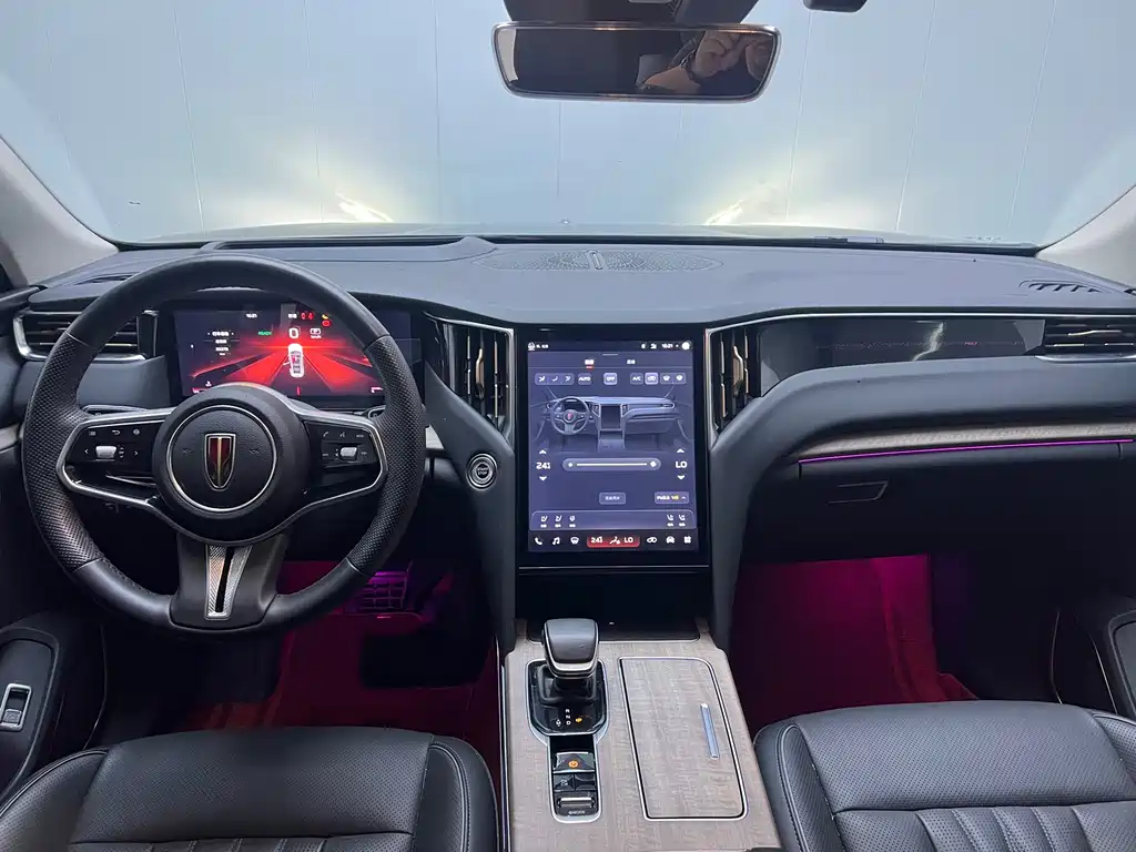 Hongqi HS7 红旗HS7 2023款 2.0 T 自动四驱旗领版 七座